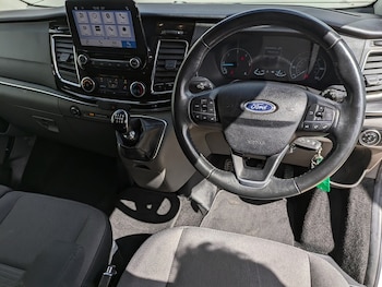 Used Ford Tourneo Custom 2018 for sale - 75700793: Photo