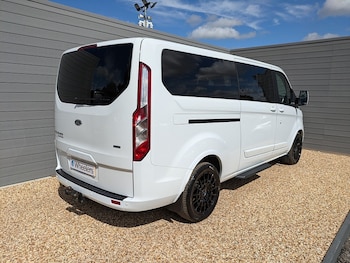 Used Ford Tourneo Custom 2018 for sale - 75700793: Photo