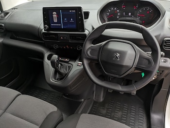 Used Peugeot Partner 2020 for sale - 75986758: Photo 2