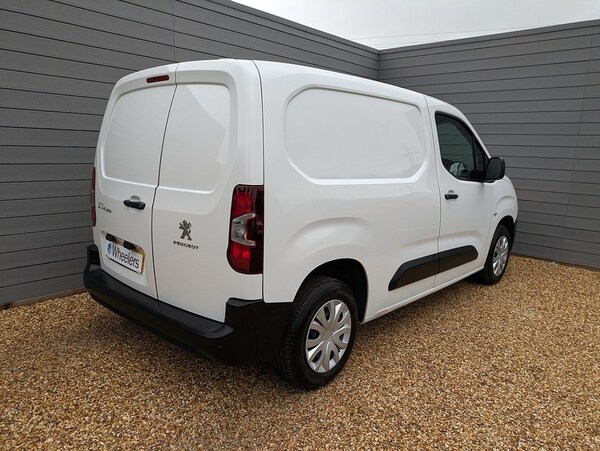 Used Peugeot Partner 2020 for sale - 75986758: Photo 3