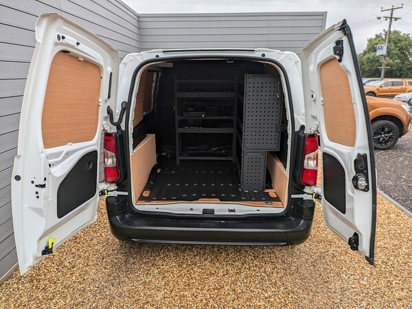 Used Peugeot Partner 2020 for sale - 75986758: Photo 8