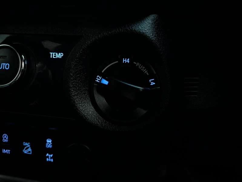 Used Toyota Hilux 2021 for sale - 76859844: Photo 14