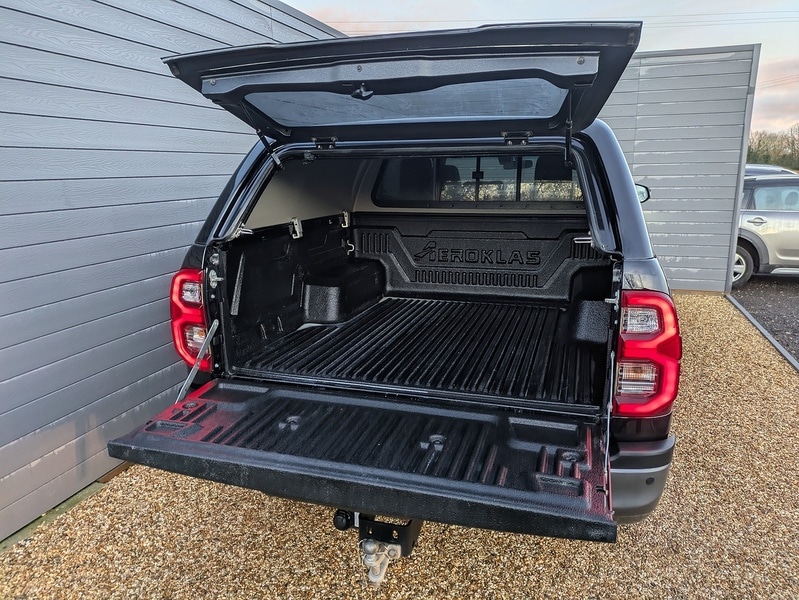 Used Toyota Hilux 2021 for sale - 76859844: Photo 8