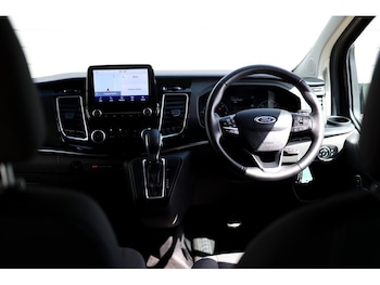 Used Ford Tourneo Custom 2022 for sale - 78224145: Photo