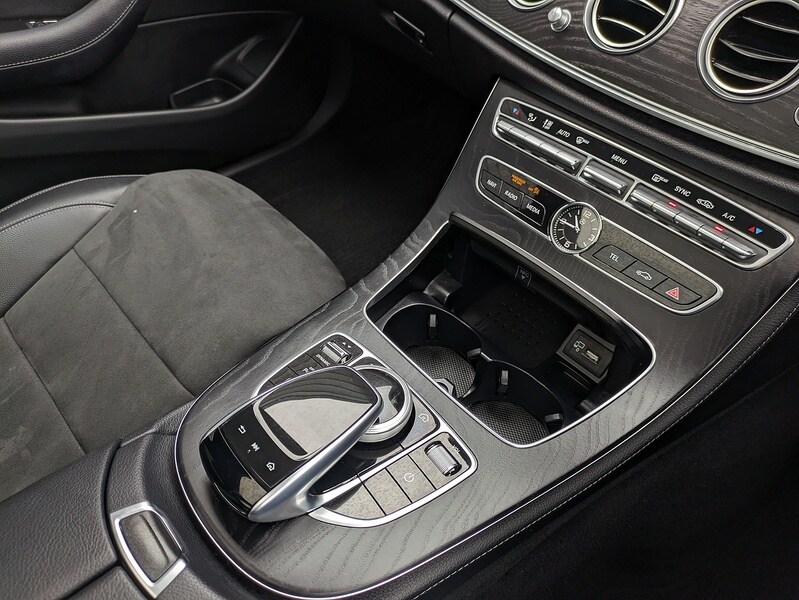 Used Mercedes-Benz E-Class 2020 for sale - 75983109: Photo 13