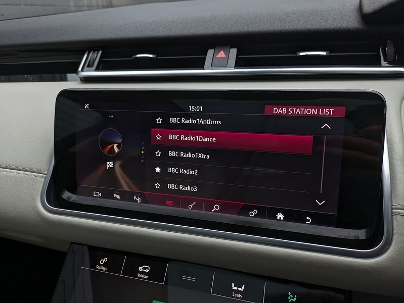 Used Land Rover Range Rover Velar 2017 for sale - 77418324: Photo 29