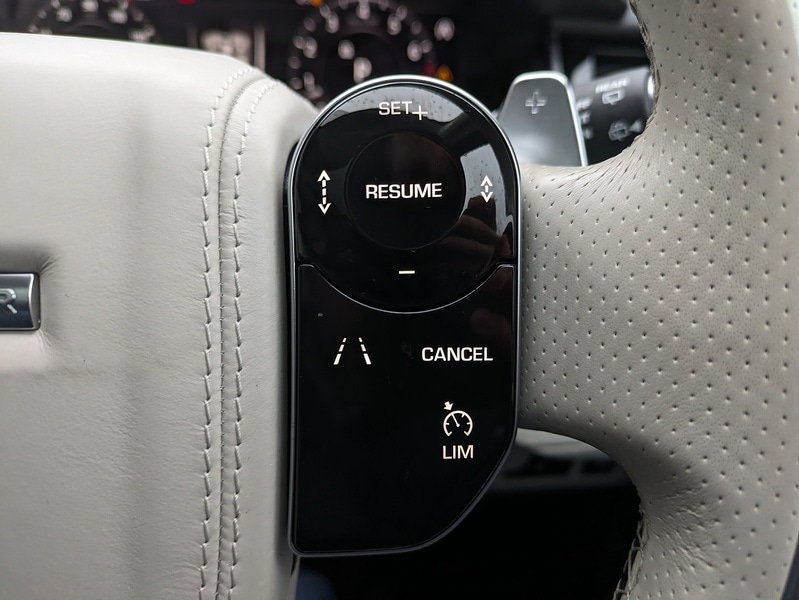 Used Land Rover Range Rover Velar 2017 for sale - 77418324: Photo 31