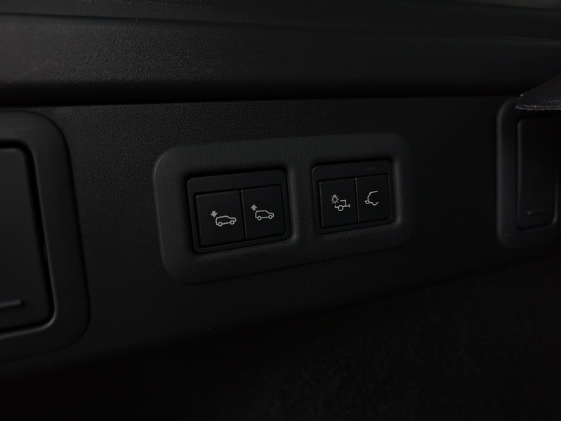 Used Land Rover Range Rover Velar 2017 for sale - 77418324: Photo 36