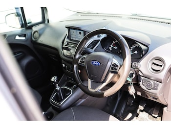 Used Ford Transit Courier 2019 for sale - 78997023: Photo