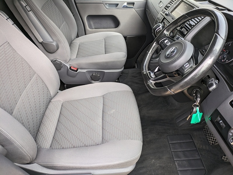 Used Volkswagen Caravelle 2015 for sale - 76392257: Photo 11