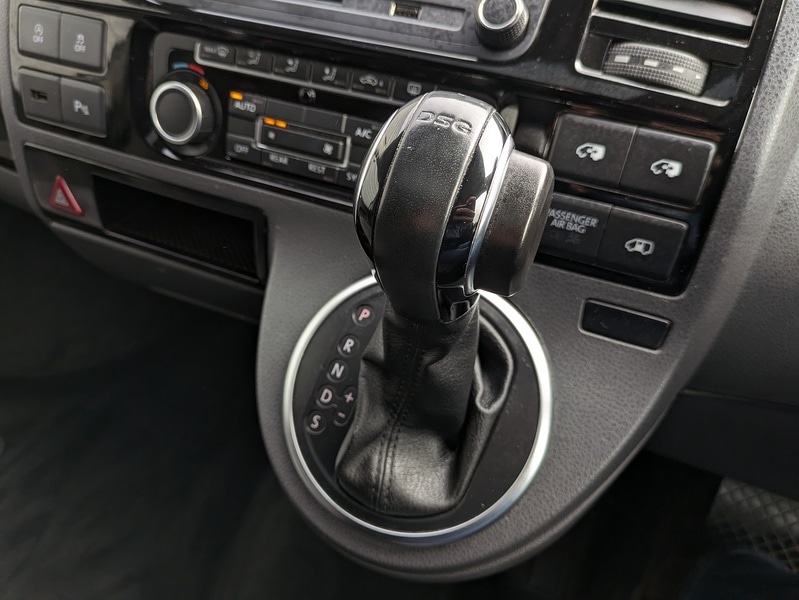 Used Volkswagen Caravelle 2015 for sale - 76392257: Photo 15