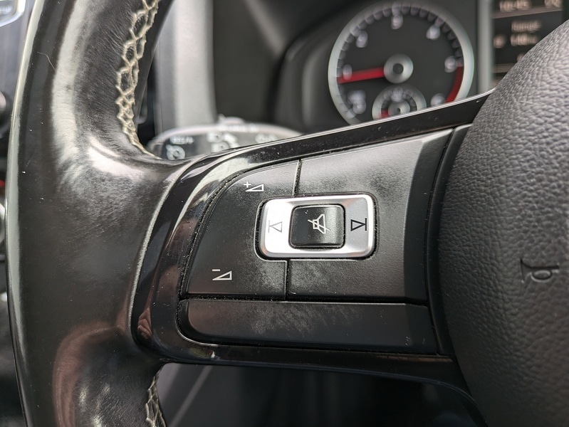 Used Volkswagen Caravelle 2015 for sale - 76392257: Photo 20