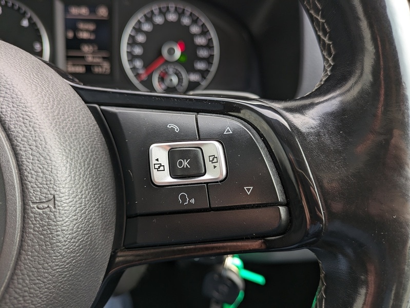 Used Volkswagen Caravelle 2015 for sale - 76392257: Photo 21