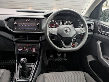 Used Volkswagen T-Cross 2019 for sale - 77272335: Photo
