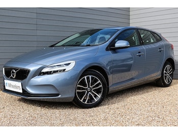 Used Volvo V40 2017 for sale - 78488378: Photo