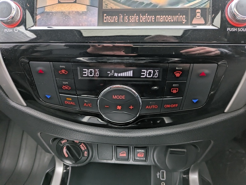 Used Nissan Navara 2019 for sale - 77337667: Photo 22