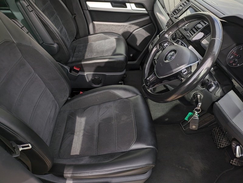 Used Volkswagen Caravelle 2018 for sale - 76346046: Photo 10