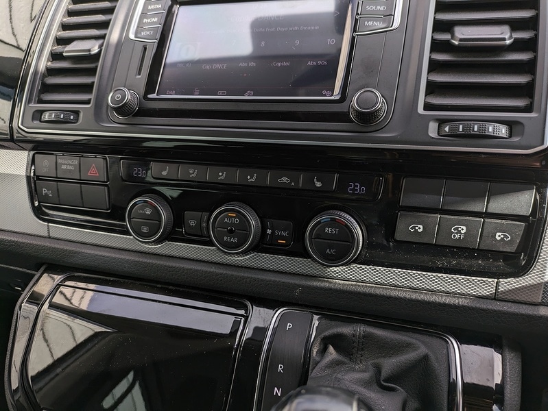 Used Volkswagen Caravelle 2018 for sale - 76346046: Photo 13
