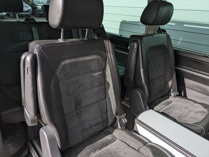 Used Volkswagen Caravelle 2018 for sale - 76346046: Photo 20