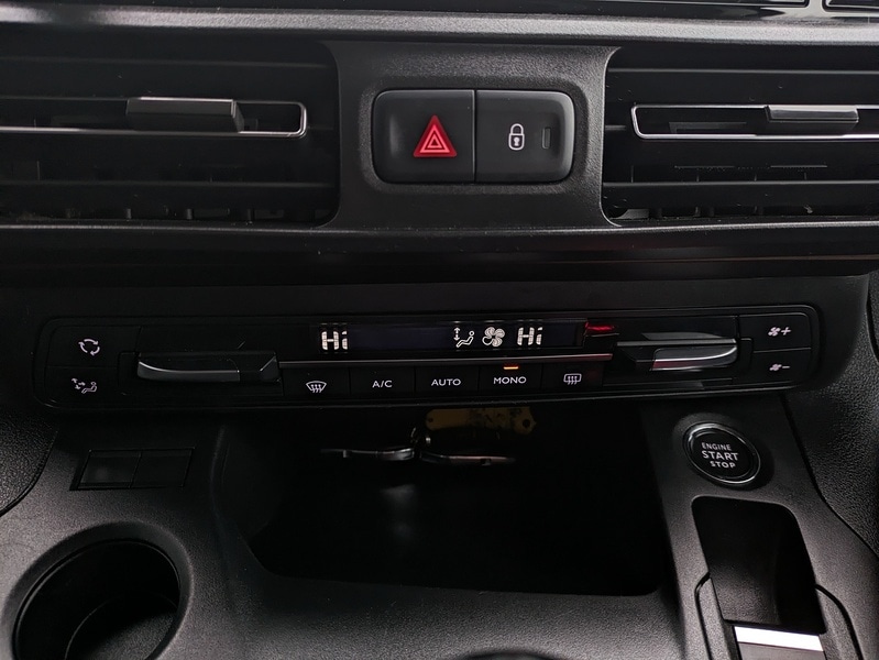 Used Peugeot Rifter 2019 for sale - 77188940: Photo 22