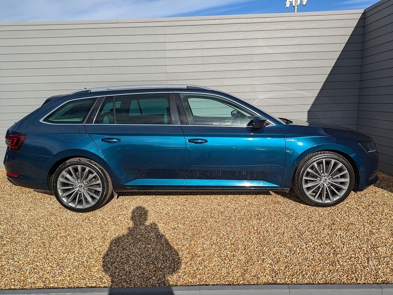 Used Skoda Superb 2017 for sale - 76341113: Photo 5