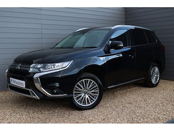 Mitsubishi Outlander feature image