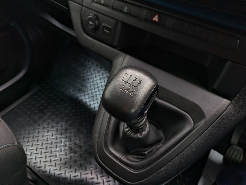 Used Peugeot Traveller 2020 for sale - 76725145: Photo 12