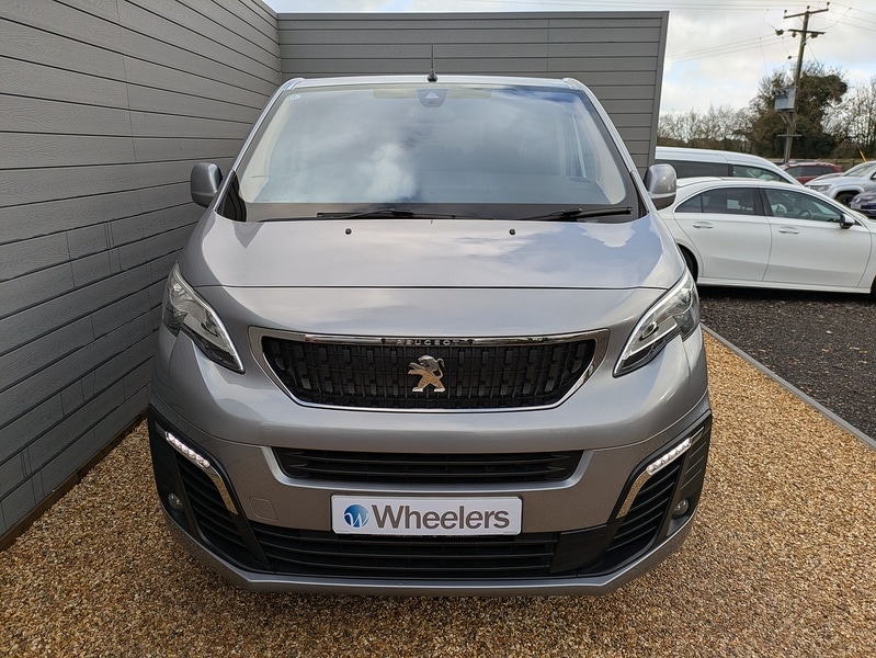 Used Peugeot Traveller 2020 for sale - 76725145: Photo 4