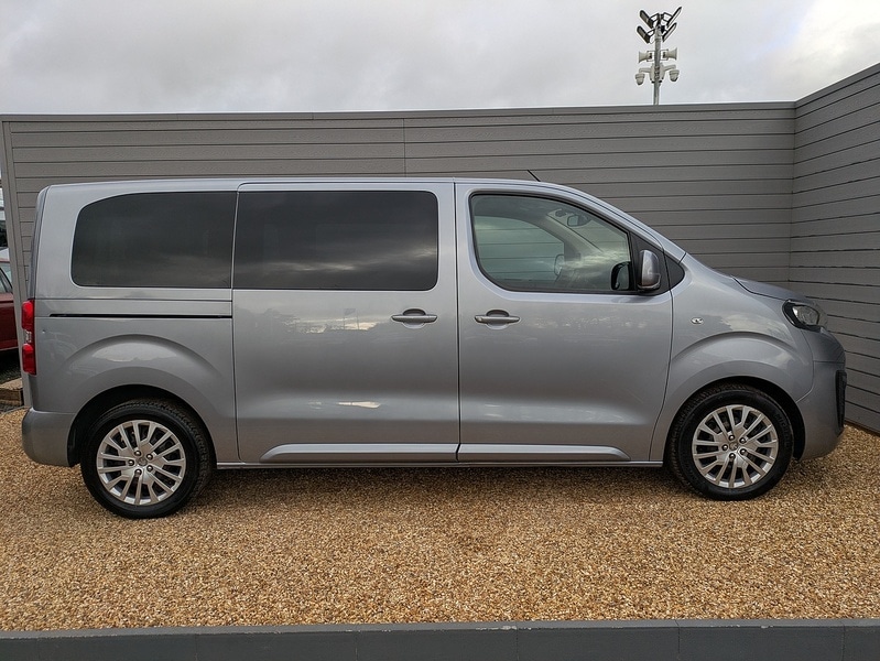 Used Peugeot Traveller 2020 for sale - 76725145: Photo 5