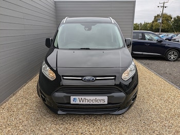 Used Ford Grand Tourneo Connect 2017 for sale - 76274454: Photo