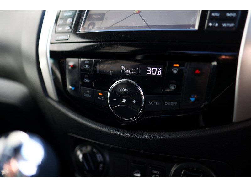 Used Nissan Navara 2019 for sale - 77920868: Photo 21