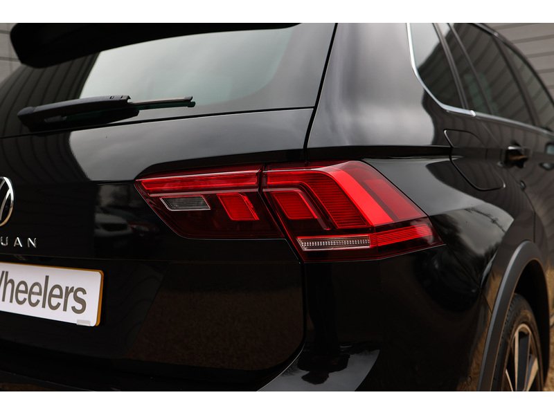 Used Volkswagen Tiguan 2021 for sale - 78003938: Photo 42