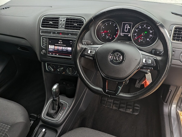 Used Volkswagen Polo 2016 for sale - 76323773: Photo 11