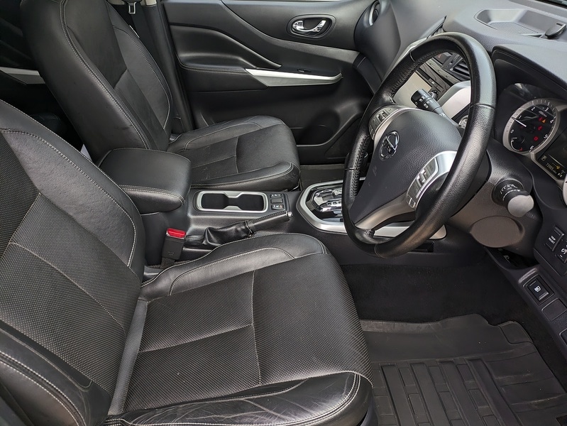 Used Nissan Navara 2018 for sale - 77716190: Photo 15
