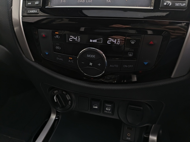 Used Nissan Navara 2018 for sale - 77716190: Photo 18