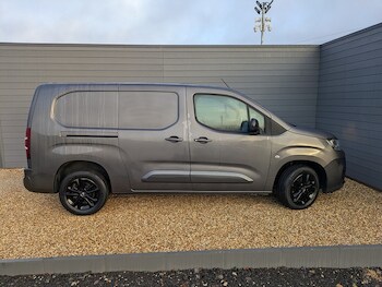 Used Citroen Berlingo 2021 for sale - 76879325: Photo