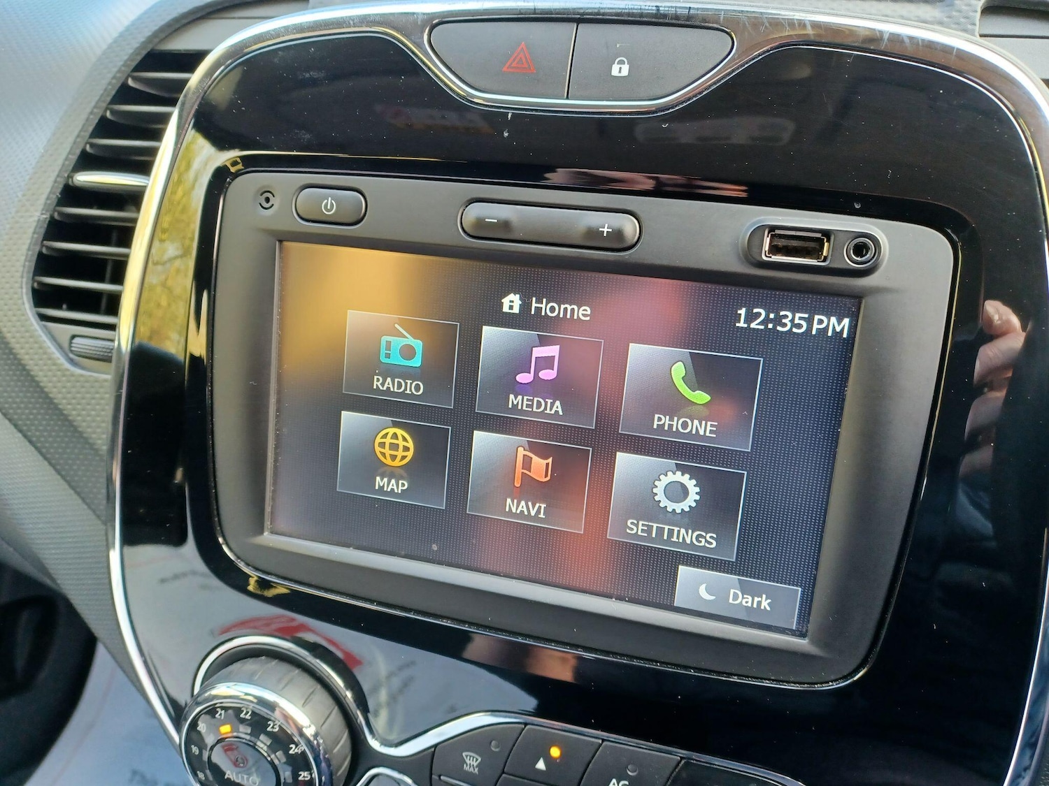 Used Renault Captur 2015 for sale - 77074559: Photo 18