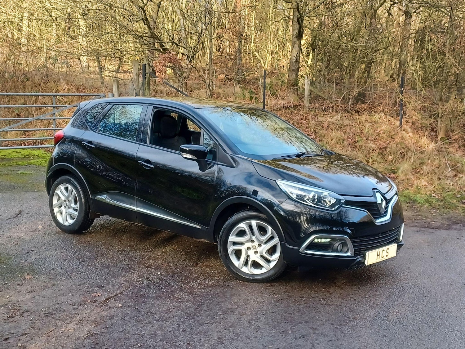 Used Renault Captur 2015 for sale - 77074559: Photo 33