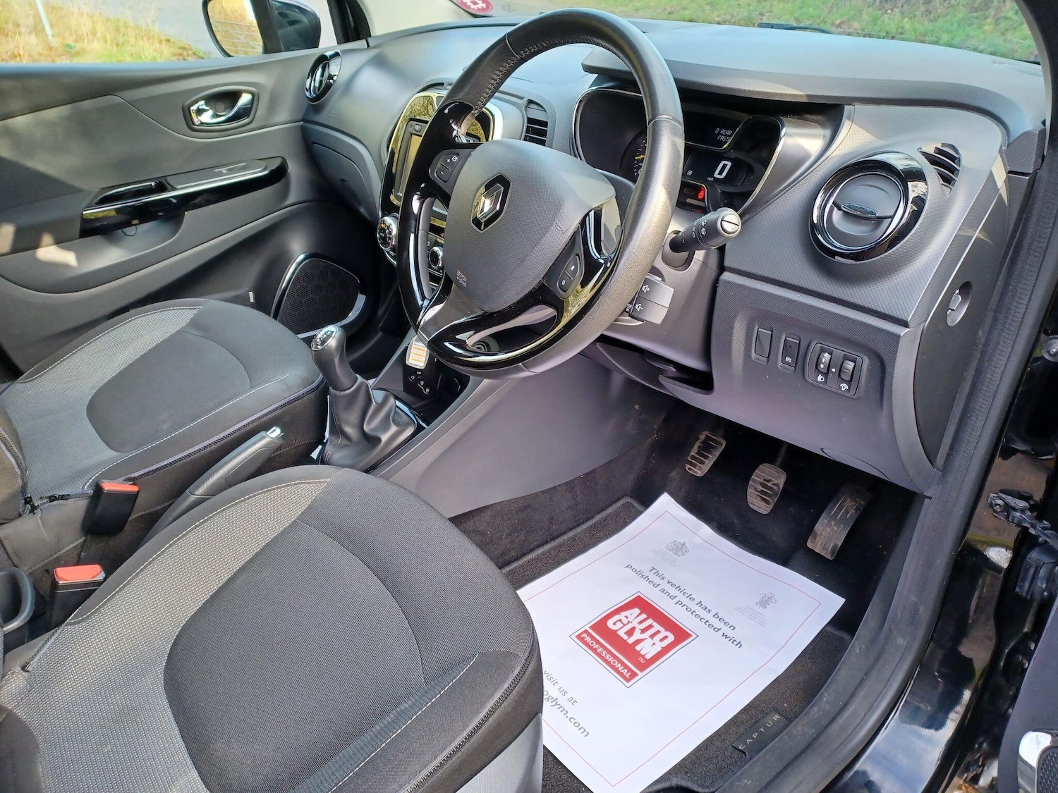 Used Renault Captur 2015 for sale - 77074559: Photo 8