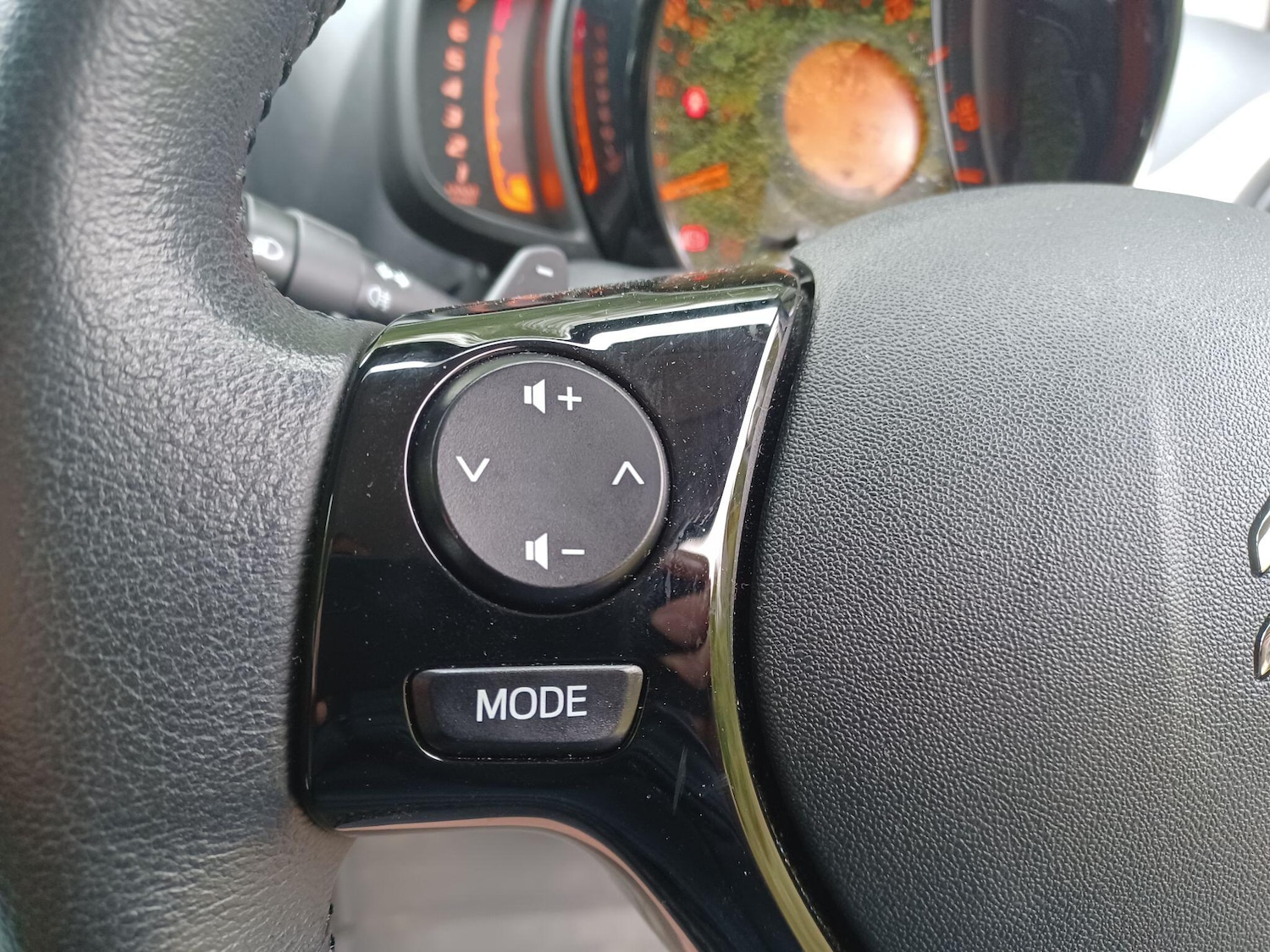 Used Citroen C1 2015 for sale - 76607254: Photo 30