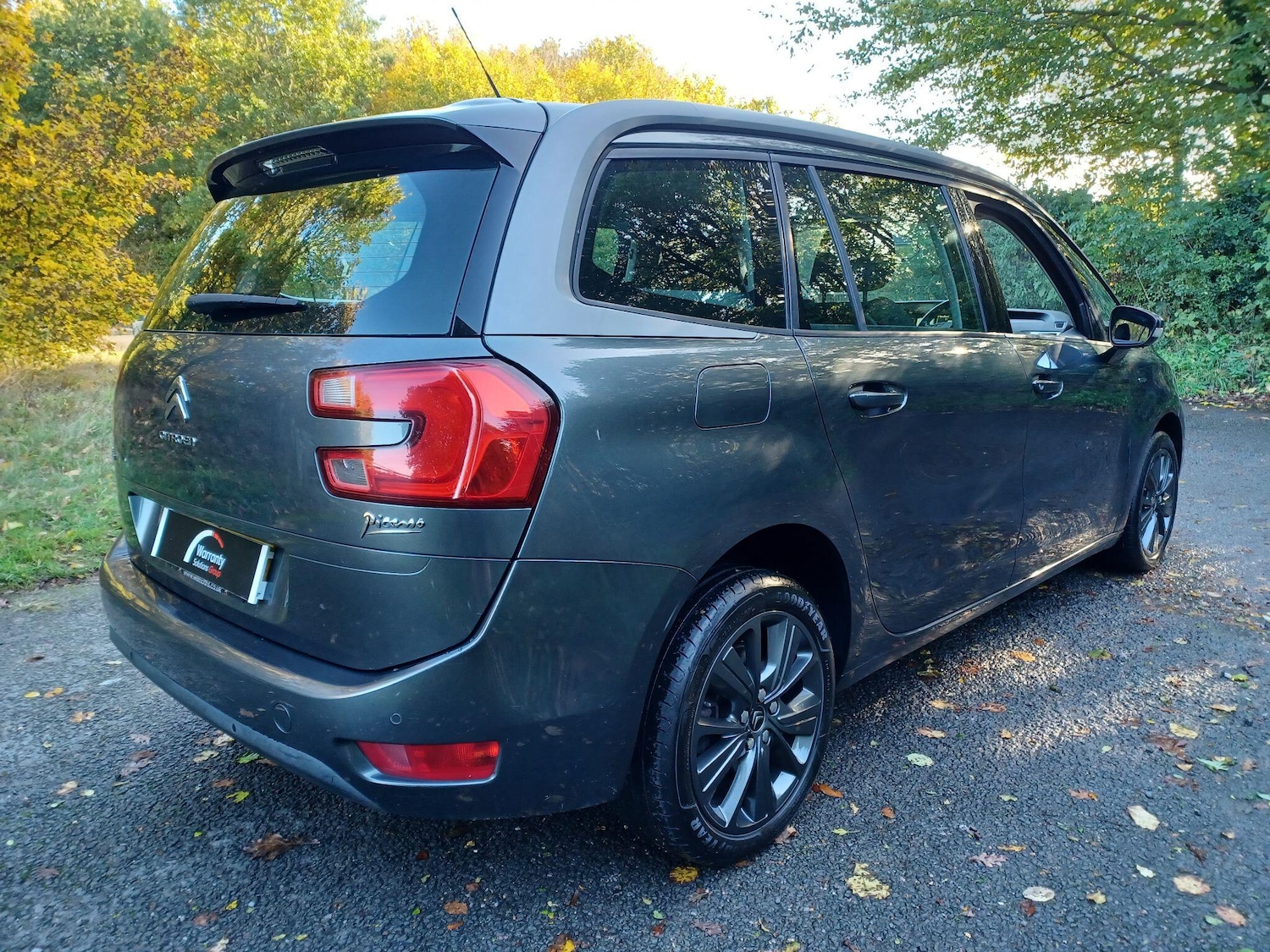 Used Citroen C4 Grand Picasso 2016 for sale - 76513371: Photo 2