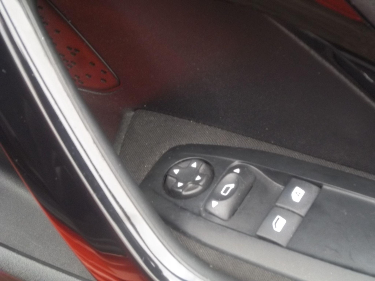 Used Peugeot 208 for sale - 76995694: Photo 27