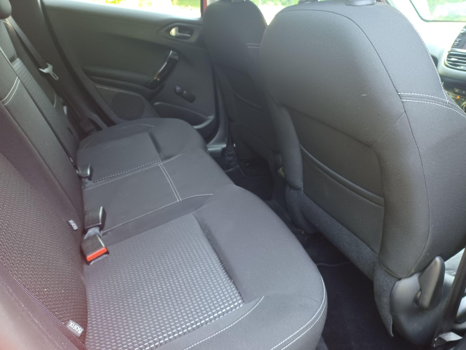 Used Peugeot 208 2017 for sale - 77658932: Photo 13