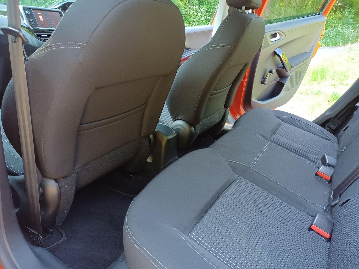 Used Peugeot 208 2017 for sale - 77658932: Photo 14