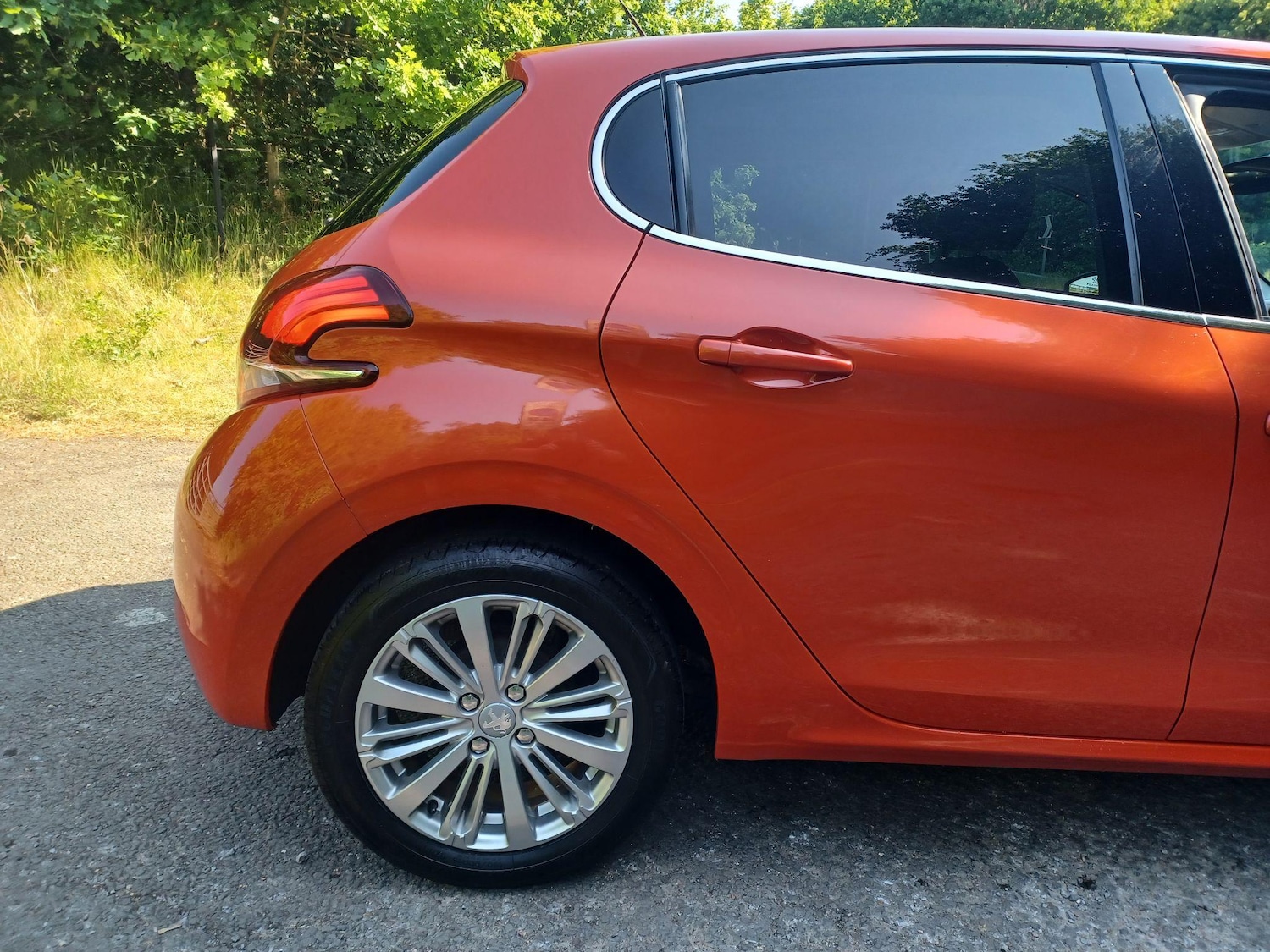 Used Peugeot 208 2017 for sale - 77658932: Photo 44