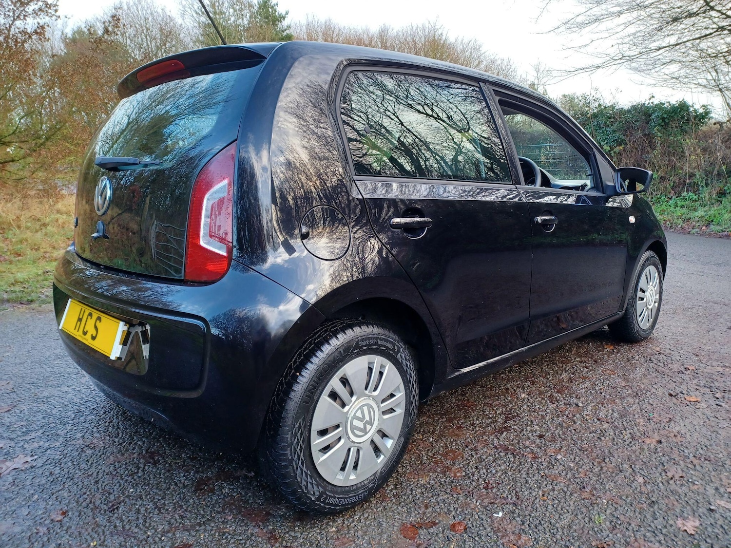 Used Volkswagen up! 2014 for sale - 77015594: Photo 2