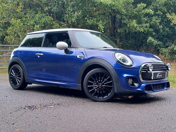 Used MINI Hatch 2018 for sale - 76158679: Photo 1
