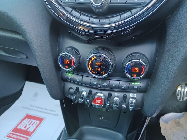 Used MINI Hatch 2018 for sale - 76158679: Photo 26