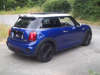Used MINI Hatch 2018 for sale - 76158679: Photo 2