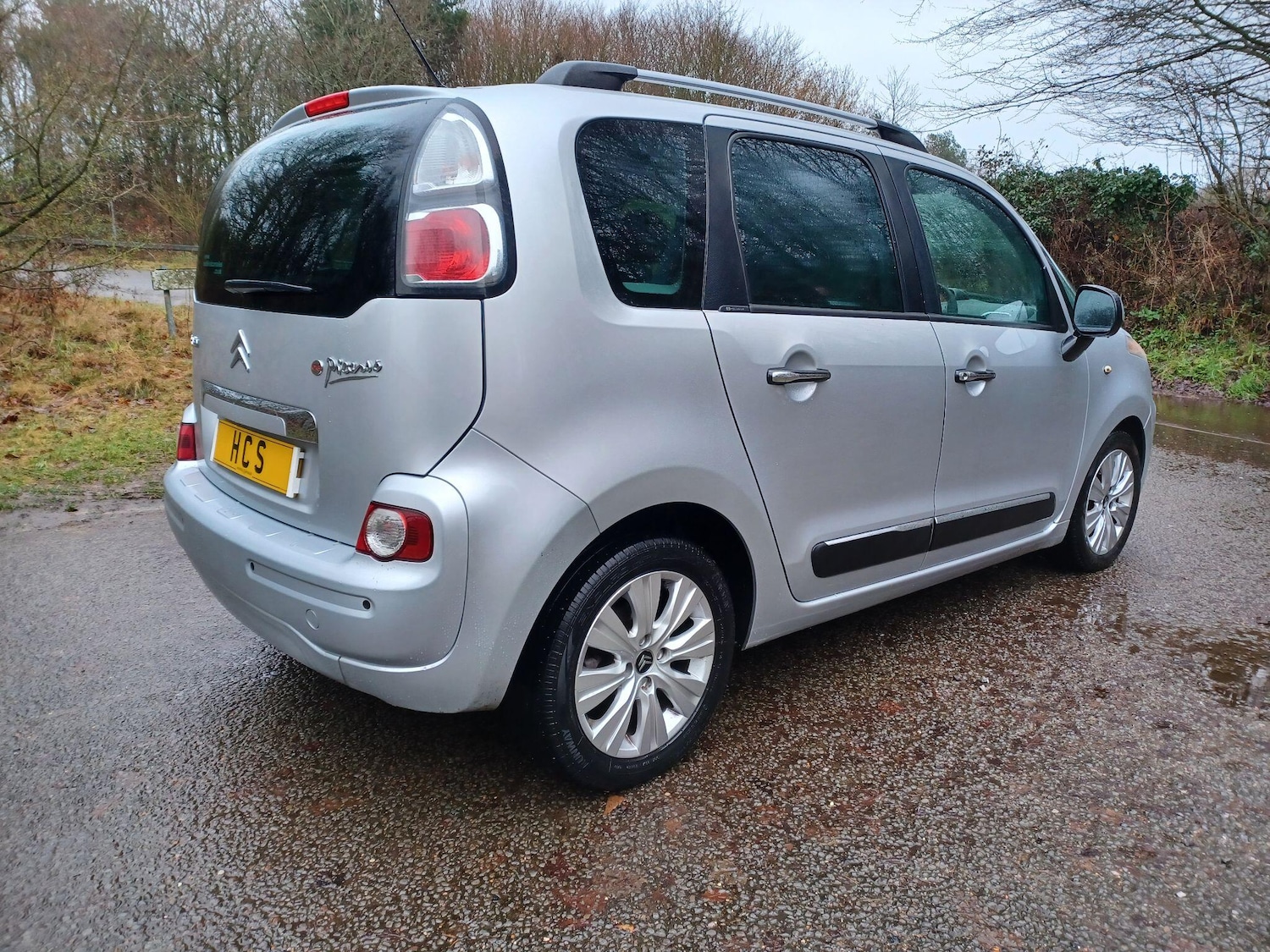 Used Citroen C3 Picasso 2009 for sale - 77559899: Photo 2